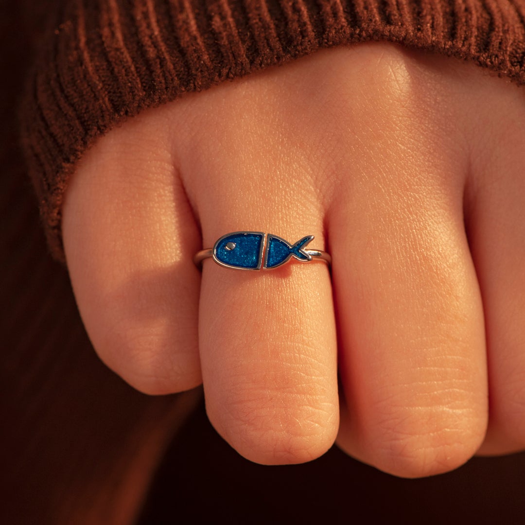 "Swimming against the current" Adjustable Ring