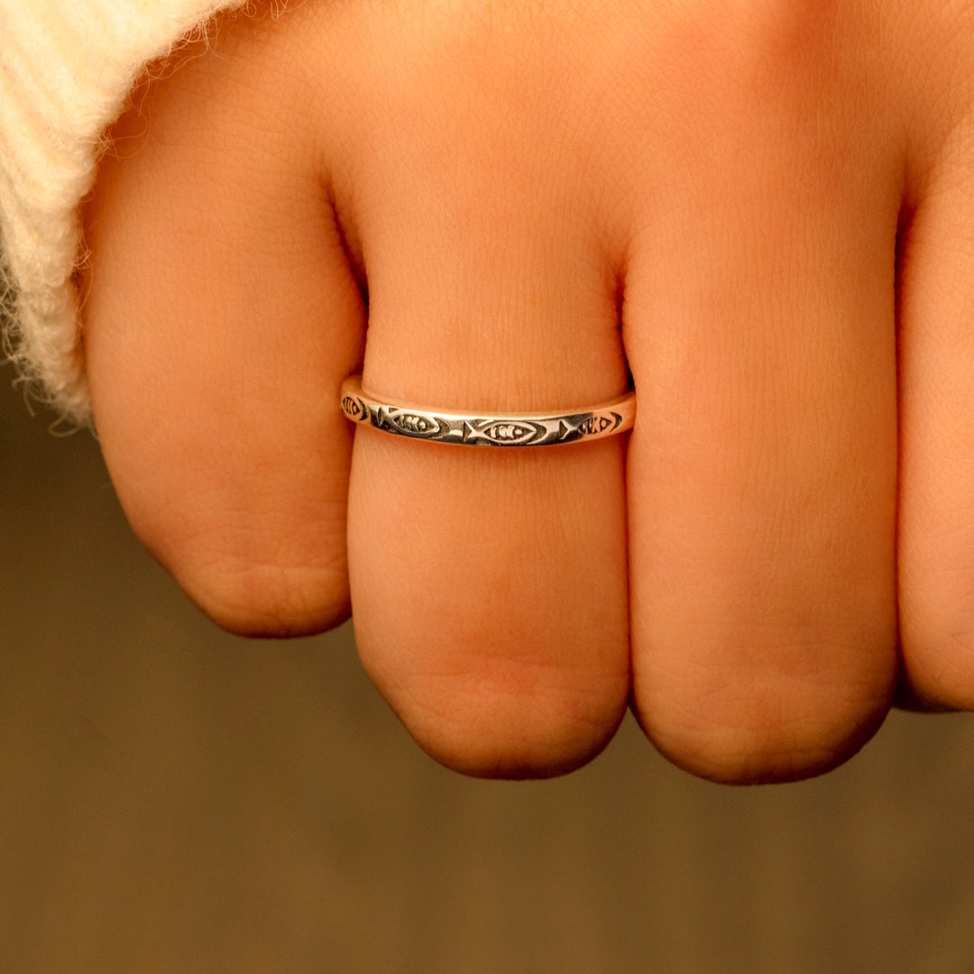 "Let your hook always be cast." S925 Sterling Silver Adjustable Ring