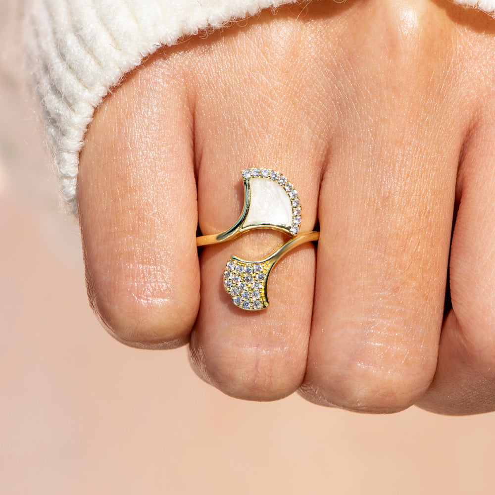 "The world is your oyster, and you are the pearl." Pearl Shell Ring