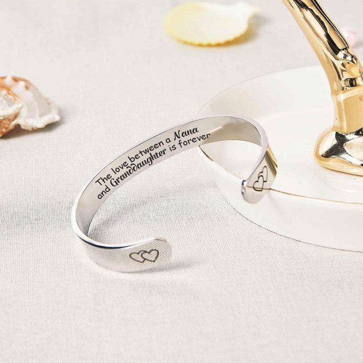 TO MY GRANDDAUGHTER "THE LOVE BETWEEN A NANA AND GRANDDAUGHTER IS FOREVER" HEART BRACELET - SARAH'S WHISPER