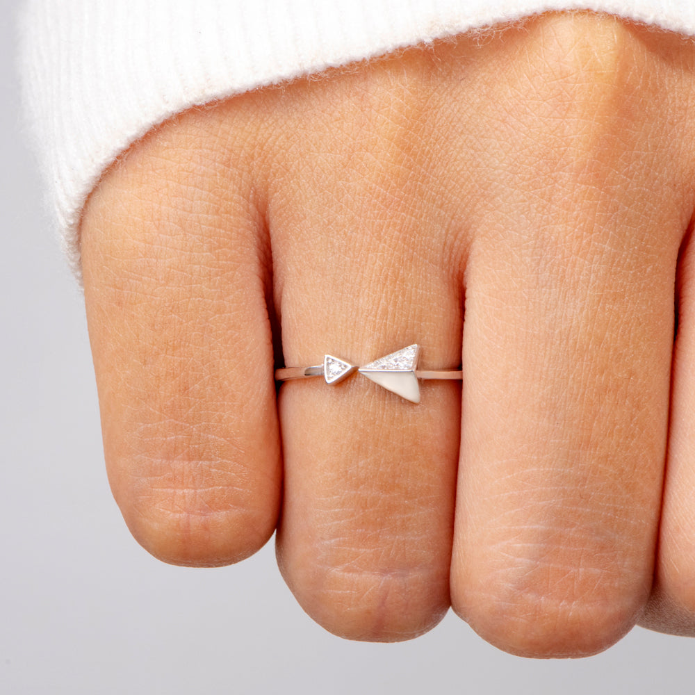 To My Granddaughter "The love between granddaughter and grandmother is forever." Triangle Ring