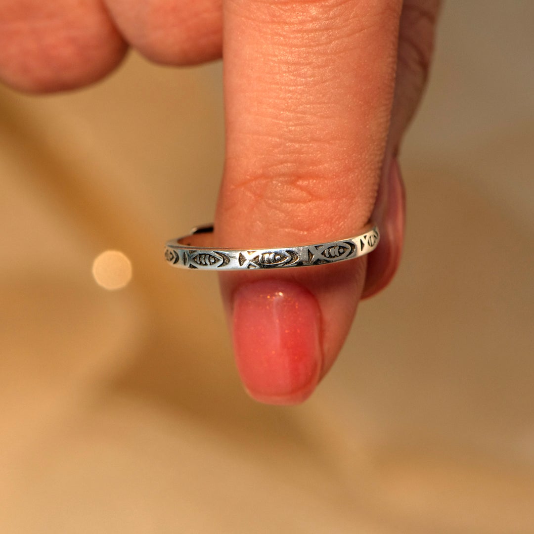 "Let your hook always be cast." S925 Sterling Silver Adjustable Ring