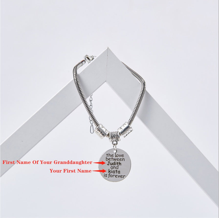 [CUSTOM NAME] To My Granddaughter "The Love Between [Granddaughter] and [Grandmother] is Forever" Bracelet - SARAH'S WHISPER