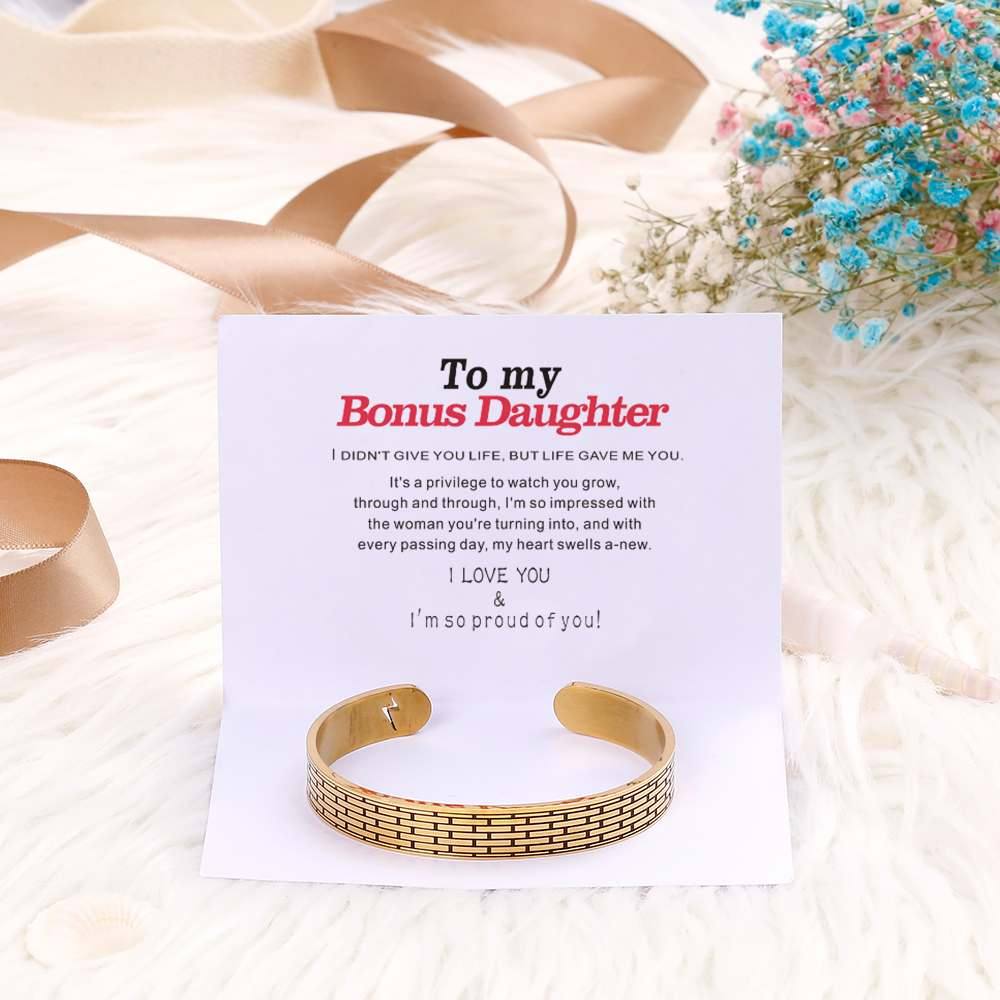 To My Bonus Daughter "Bonus Daughter I may not have given you the gift of life but life gave me the gift of you." Bracelet [💞Bracelet +💌 Gift Card + 🎁Gift Box + 💐Gift Bouquet] - SARAH'S WHISPER