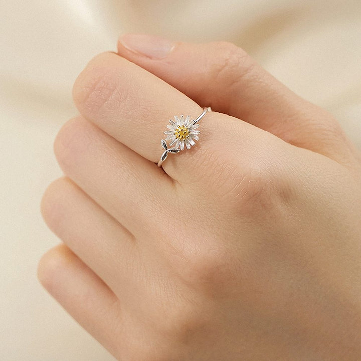 "I think about you every daisy" Sunflower Ring [💞 Ring +💌 Gift Card + 🎁 Gift Bag + 💐 Gift Bouquet] - SARAH'S WHISPER