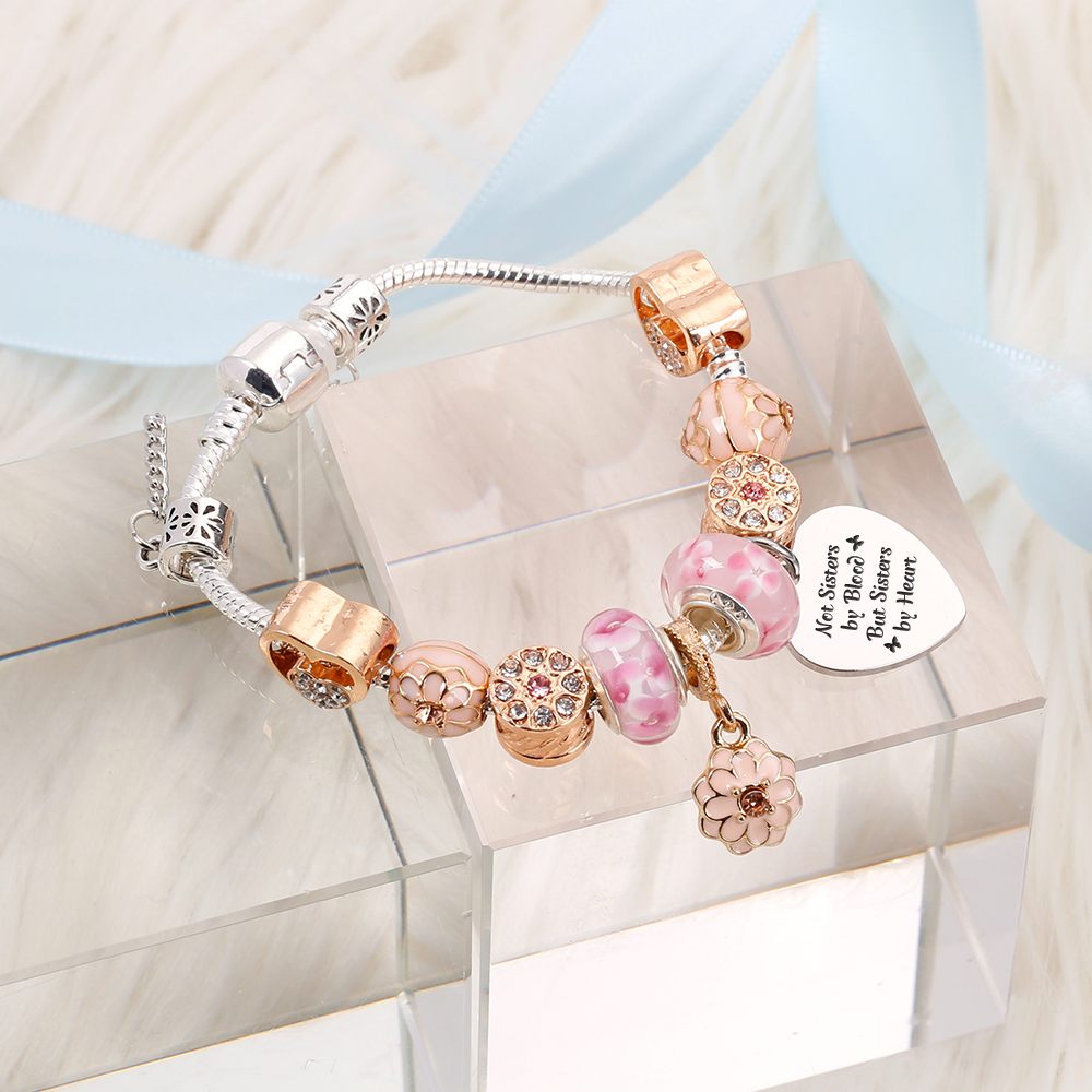 [Custom Names] For My Best Friend "Not Sisters by Blood But Sisters by Heart" Flower Bracelet [💞 Bracelet +💌 Gift Card + 🎁 Gift Bag+ 💐 Gift Bouquet] - SARAH'S WHISPER