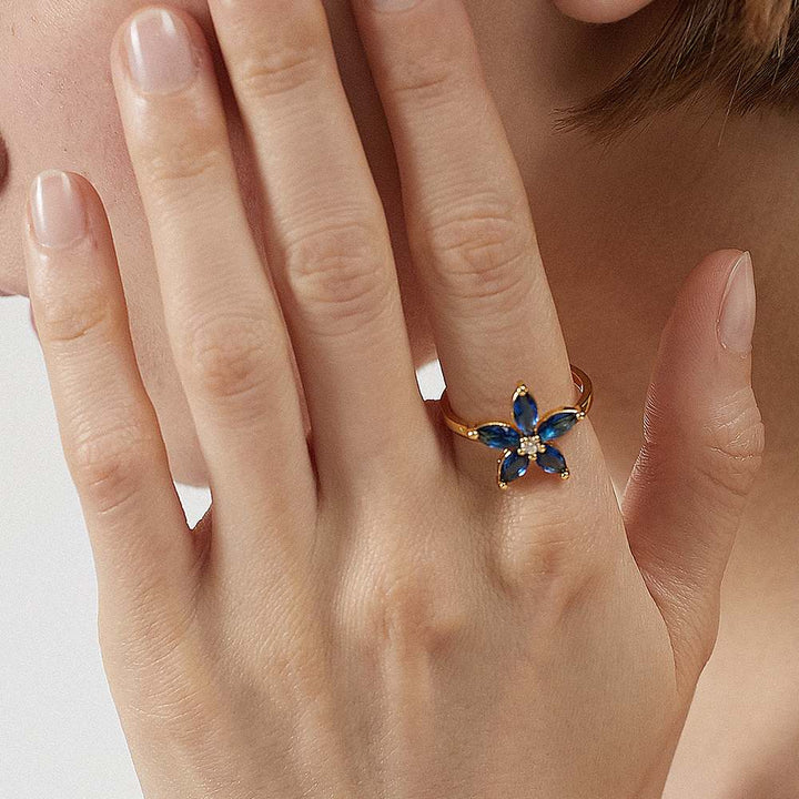 To My Friend "I will never forget what a great friend you are" Forget-Me-Not Flower Ring [💞 Ring +💌 Gift Card + 🎁 Gift Bag + 💐 Gift Bouquet] - SARAH'S WHISPER