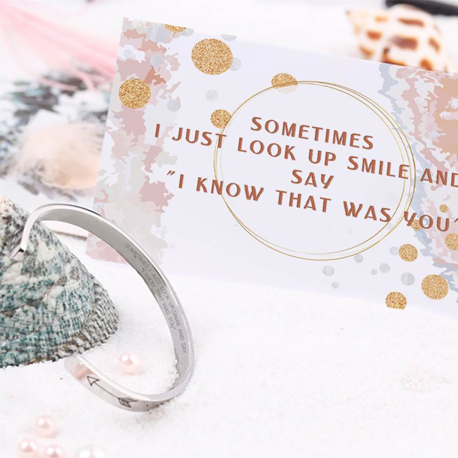 "SOMETIMES I JUST LOOK UP SMILE AND SAY "I KNOW THAT WAS YOU" Bracelet - SARAH'S WHISPER