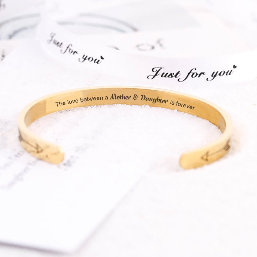 To My Daughter "The love between a Mother and Daughter is forever" Bracelet - SARAH'S WHISPER