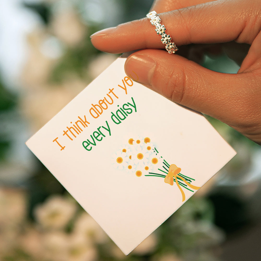 "I think about you every daisy" RING [🌿 RING +💌 GIFT CARD + 🎁 GIFT BAG + 💐 GIFT BOUQUET] - SARAH'S WHISPER