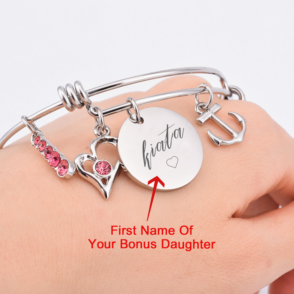 [Custom Name] To My Bonus Daughter "BONUS DAUGHTER, I MAY NOT HAVE GIVEN YOU THE GIFT OF LIFE. BUT LIFE GAVE ME THE GIFT OF YOU" Bracelet [💞 Bracelet +💌 Gift Card + 🎁 Gift Box + 💐 Gift Bouquet] - SARAH'S WHISPER