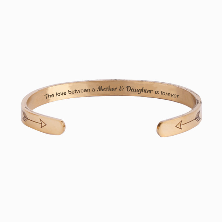 To My Daughter "The love between a Mother and Daughter is forever" Bracelet