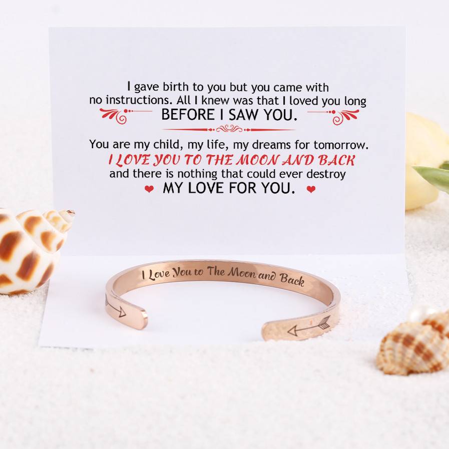 To My Daughter "I love you to the moon and back" Bracelet - SARAH'S WHISPER