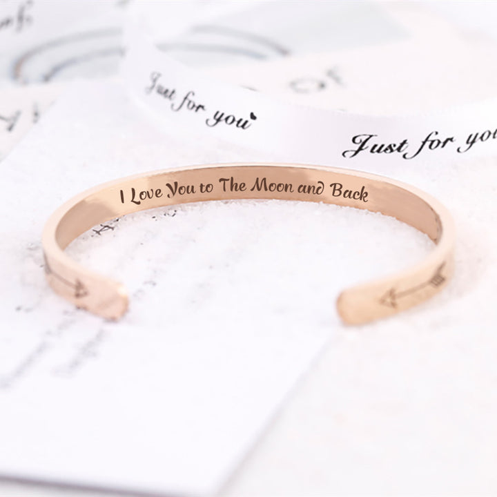 To My Daughter "I love you to the moon and back" Bracelet - SARAH'S WHISPER