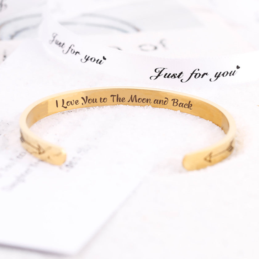 To My Daughter "I love you to the moon and back" Bracelet - SARAH'S WHISPER