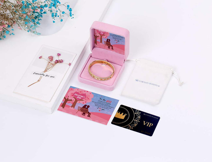 [Valentine's Day Gift] To My LOVE "I love you, my Queen" Hollow-Carved Bracelet [💞 Bracelet +💌 Gift Card + 🎁 Gift Box + 💐 Gift Bouquet] - SARAH'S WHISPER